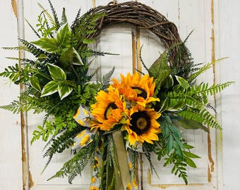 Cascading Sunflower Wreath, Summer Front Door Decor, Spring Summer Wreath, Rustic Farmhouse Wreath, Yellow Floral Door Decor