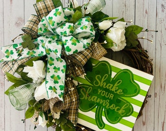 St Patrick’s Day Wreath, Irish Wreath, Farmhouse Wreath, Shamrock Wreath. Green Wreath, Natural Wreath, Front Door Wreath, White Roses