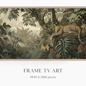 Puede incluir: Una ilustración enmarcada de un leopardo descansando en una rama en un exuberante entorno de jungla. La imagen presenta un follaje verde vibrante, plantas tropicales y un vistazo a un océano distante.
