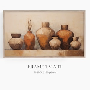 Pode incluir: Uma pintura emoldurada de uma natureza morta com seis vasos de cerâmica marrom de diferentes tamanhos e formas. Os vasos estão dispostos em uma fileira em uma prateleira. O fundo é de cor bege claro.
