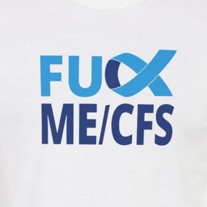Camiseta F*ck ME/CFS: F*ck Myalgic Encephalomyelitis Chronic Fatigue Syndrome Awareness Ribbon Tees