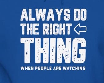 Grappige sarcastische hoodie: niet-inspirerend doen wat goed is als mensen naar humoristische sweatshirts kijken