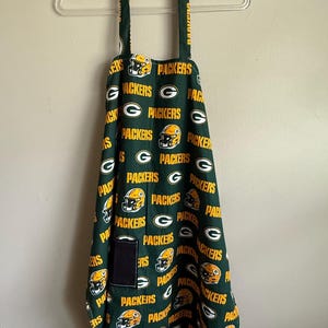 Customizable Reversible Aprons