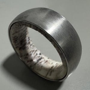 Tungsten Ring with Elk Antler Liner - 8MM