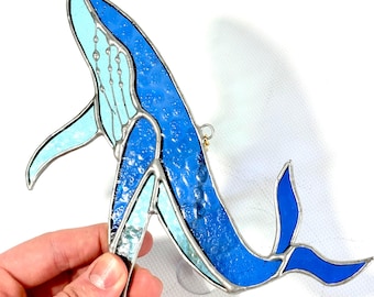 Stained glass whale suncathcer, Handmade blue whale ornament, Window hanging home decor, Gift for ocean lover, Colorful glass nautical art