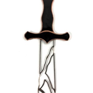 halloween suncatcher
halloween decor 2025
scary home decor
blade suncatcher
sword suncather
stained glass sword
glass elvin sword
glass elvin blade
elvin sword broken
rantasy sword glass
hanging sword decor
sword wall art
gift for geek