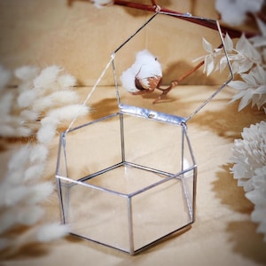 Boîte à bagues géométrique en verre gravée, boîte à bagues de fiançailles personnalisée avec couvercle, rangement minimaliste de bijoux avec monogramme, idée cadeau petite amie