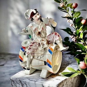 Antique Conta & Boehme Porcelain Tobacco Jar – Jester with Cat Humidor