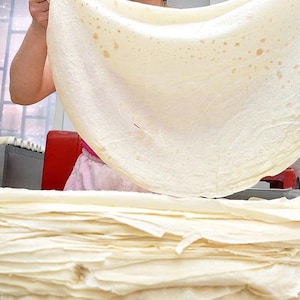 Fresh Handmade Turkish Phyllo Dough | Traditional Thin Pastry Sheets | Perfect for Baklava, Börek & Savory Pastries | Yufka