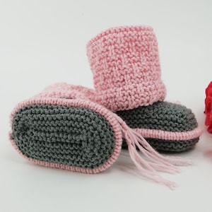 Knitting Pattern Baby Booties -  Little Snugglers knitting pattern for baby, Easy Bootie Pattern, Knitting Patterns for Babies 0-18 months