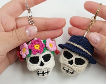Skull Keychain Crochet Pattern PDF, Halloween Amigurumi, Gothic Skull Keyring, Spooky Crochet Pattern, DIY Gift, Instant Download