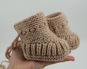 Caramel Baby Booties Knitting Pattern – Easy Knit, 0-18 Months (PDF Pattern)