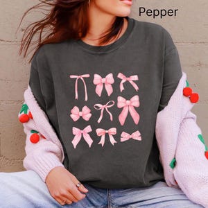 Coquette Bow Comfort Colors Shirt, retro pink Bow T-Shirt, cute bow tee, trendy oversized shirt, girly girl coquette aesthetic soft girl era