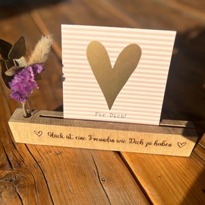 Porte-cartes/photos avec fleurs séchées | Gravure individuelle | Décoration avec des fleurs séchées | Cadre photo avec le texte souhaité