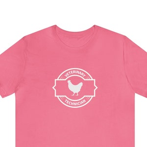 Dierenarts Tech T-shirt | Gevogelte | Geschenken voor veterinaire technici | Dierenarts | Kip-logo | Dierenarts Tech | Unisex jersey T-shirt met korte mouwen