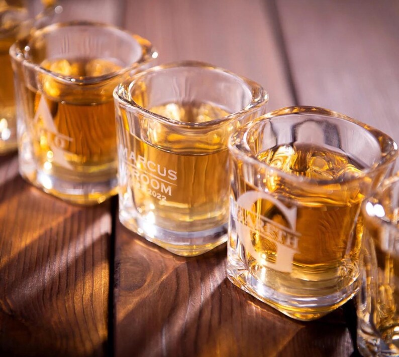 Whisky, Apéro Glas, Geschenk mit Name, Geschenk personalisiert, Barglas, Geschenk für ihn