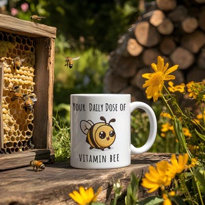 Handmade Bee Coffee Mug: Nature-Inspired Ceramic Tea Cup