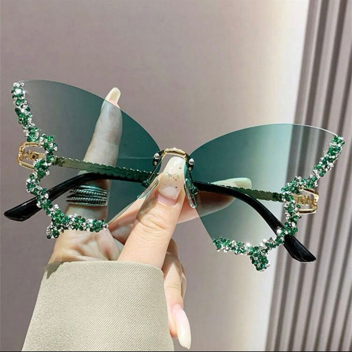 0400~MARTINE ROSE Butterfly-shaped KITT Sunglasses main image 0