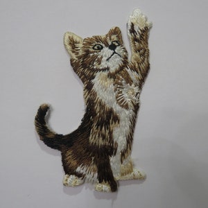 Cat Iron-On Patch, DIY Embroidery, cat Embroidered Applique, Decorative Patch, Cat kitten  badge Woven Applique Cloth Motif