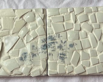 Juego de posavasos de mosaico hechos a mano con porcelana antigua.