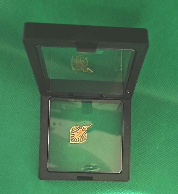 1.5GM GOLD PLATED PENDANT-PEN009