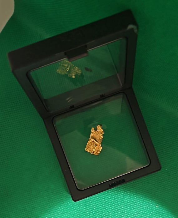 1.5GM GOLD PLATED PENDANT-PEN016
