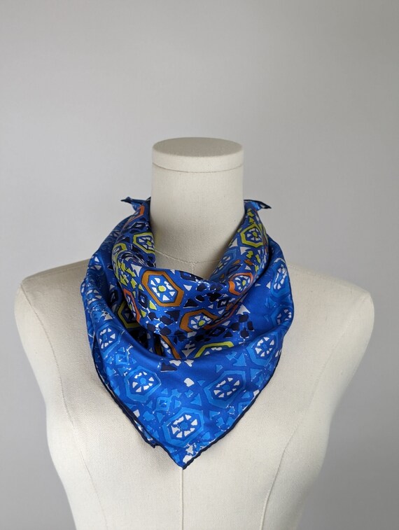 Vintage Vera Neumann Silk Scarf: Blue Folk Art Design - Etsy  display picture 1