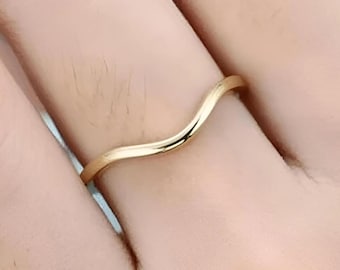 14k überzogenes Gold gebogenes Verlobungsring Gelbgold Ehering 1,6 mm gebogener Ehering Goldband Konturband Stapelring Kurve Band