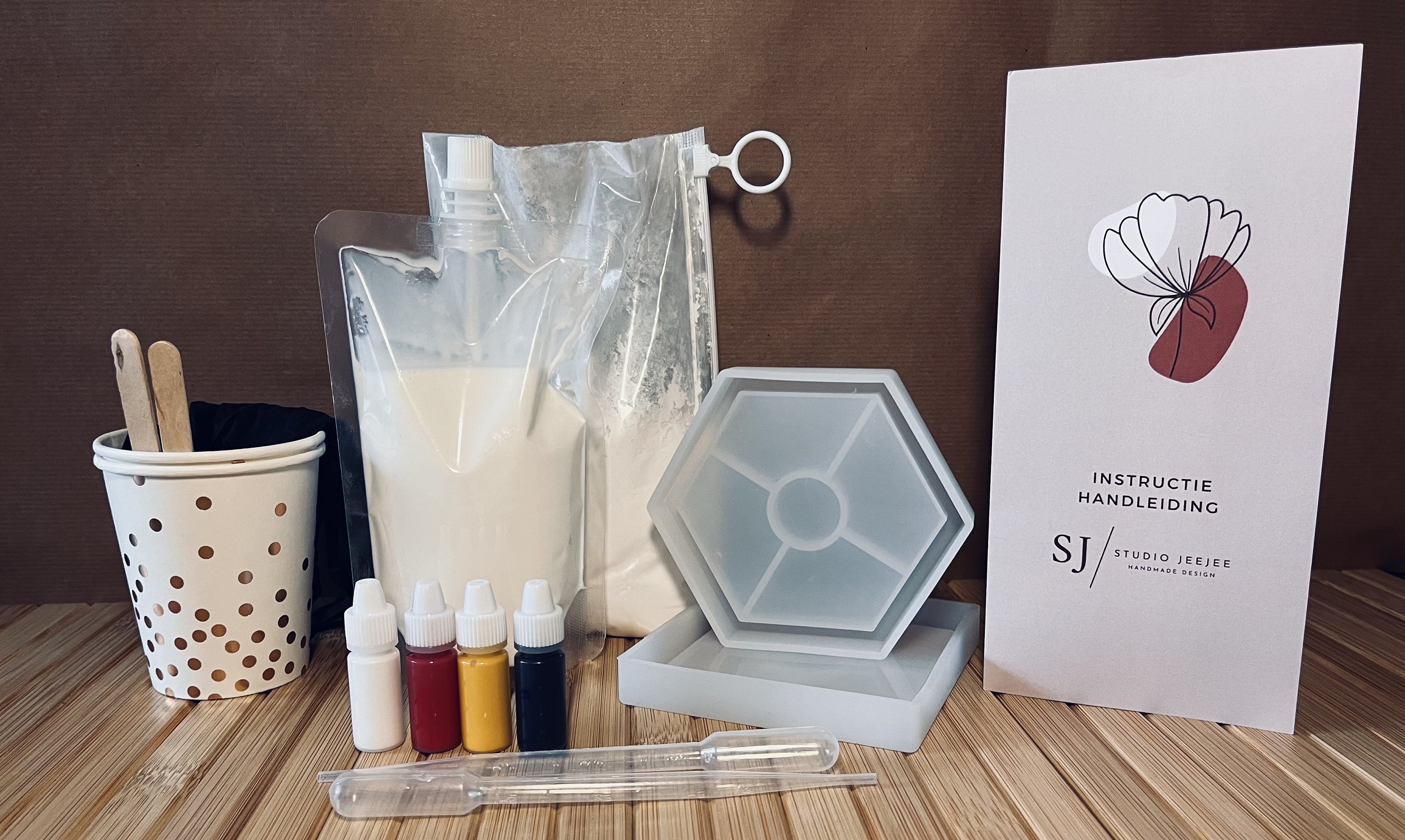 ジェスモナイト スターター パッケージ - Etsy 日本