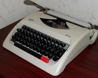 Vintage Typewriter Optima SM40, 00е, Retro Typewriters, Working Typewriter, Portable Typewriter