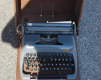 Vintage Typewriter Moscow, Retro Typewriters, Working Typewriter, Portable Typewriter