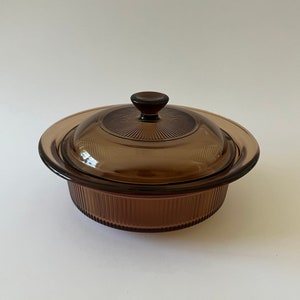 Vintage Vision By Corning Amber Round Covered Casserole USA