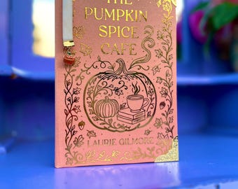 The Pumpkin Spice Café von Laurie Gilmore — Deluxe Custom Rebound Edition