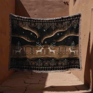 Nordic Reindeer Woven Tapestry: Aurora Borealis Jacquard Throw