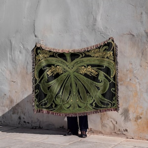 Manta tejida Art Nouveau: Tapiz de algodón con motivos botánicos verdes