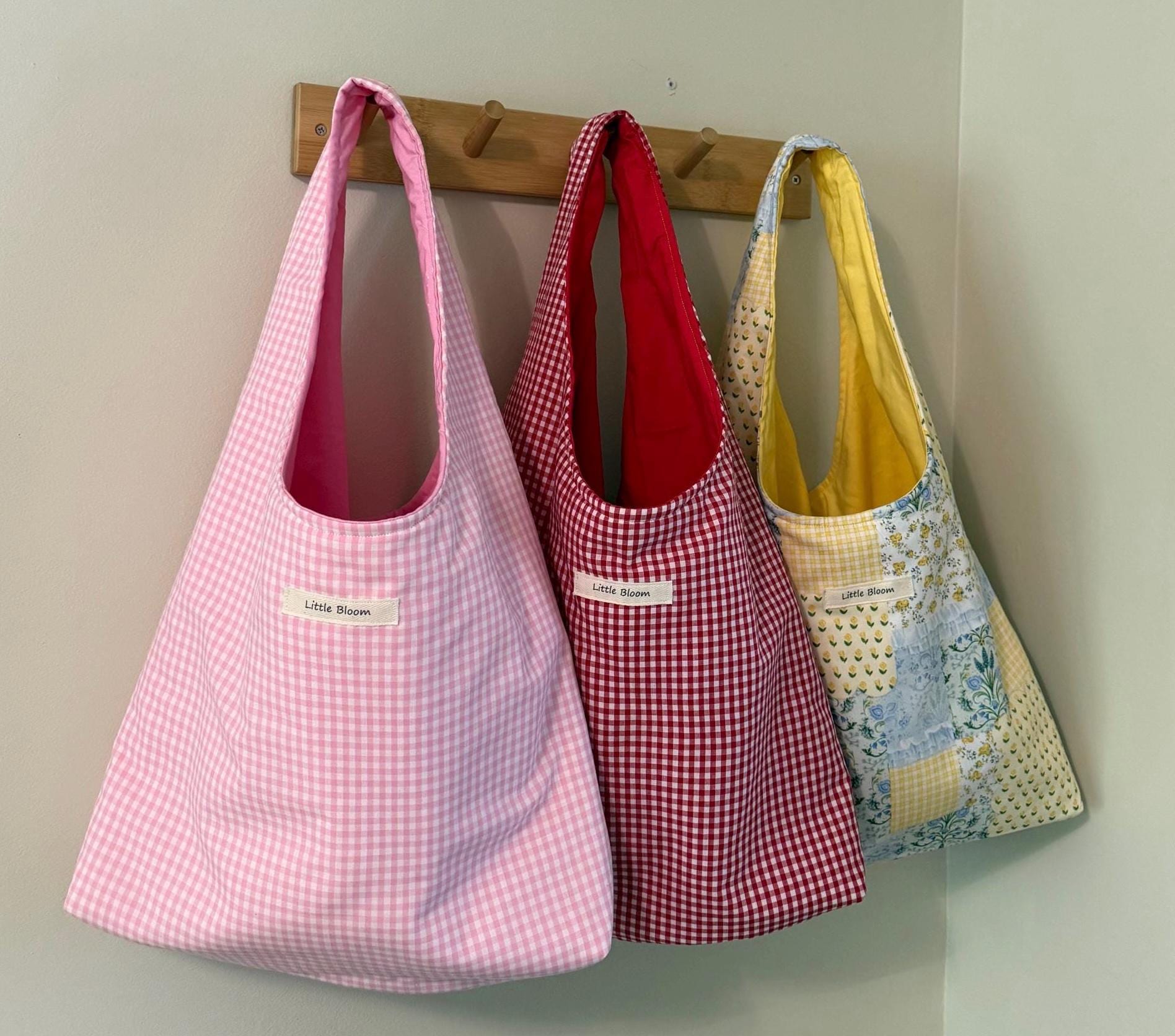 ★TOUT Y EST★ Gingham Check Middle Tote Bag RE P523AHT001FF Thom Browne Gingham Check Open Tote in Blue | Lyst