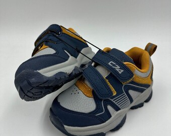 Toddler Size 7 Low Top Navy and Gray Hikers