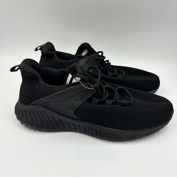 Men's Size 10.5, All Black Knit Top Sneaker with Ultra Foam Sole