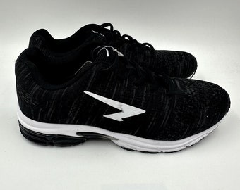 Chaussures de sport noires pour femme, pointure 7,5, rehaussées de blanc et conçues pour la course à pied