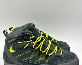 Scarpe da trekking alte da donna taglia 7.5 verde foresta con lacci verde lime, battistrada robusto