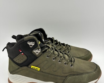 Men's Size 11, Dark Olive Green Low Top Hikers w/ Yellow Accent and Rugged Tread