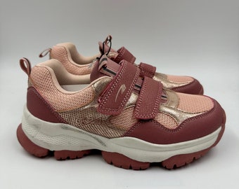 Big Kid Size 4, Low Top Pink Hikers with Straps, with Rubber Toe Caps and Heel