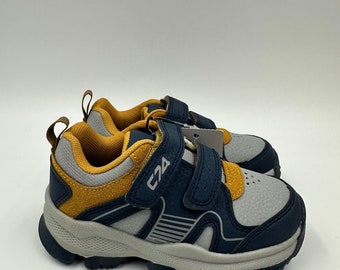 Talla para niños pequeños 9,5, botas altas grises y azules con detalles en amarillo mostaza