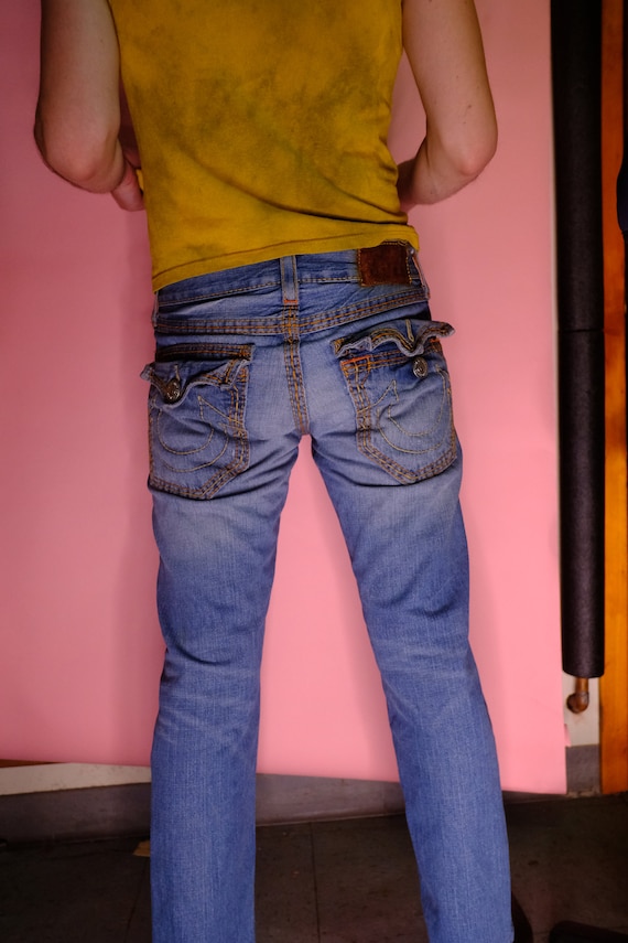 y2k era True Religion brand jeans, Men's Small - image 2