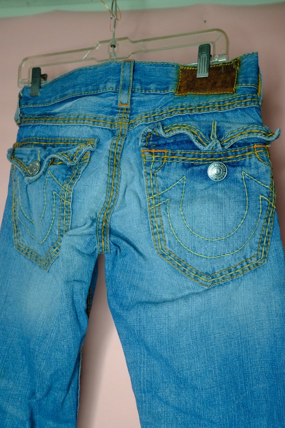 y2k era True Religion brand jeans, Men's Small - image 7