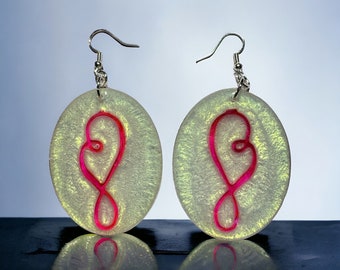 Boucles d'oreilles en résine en forme de larme