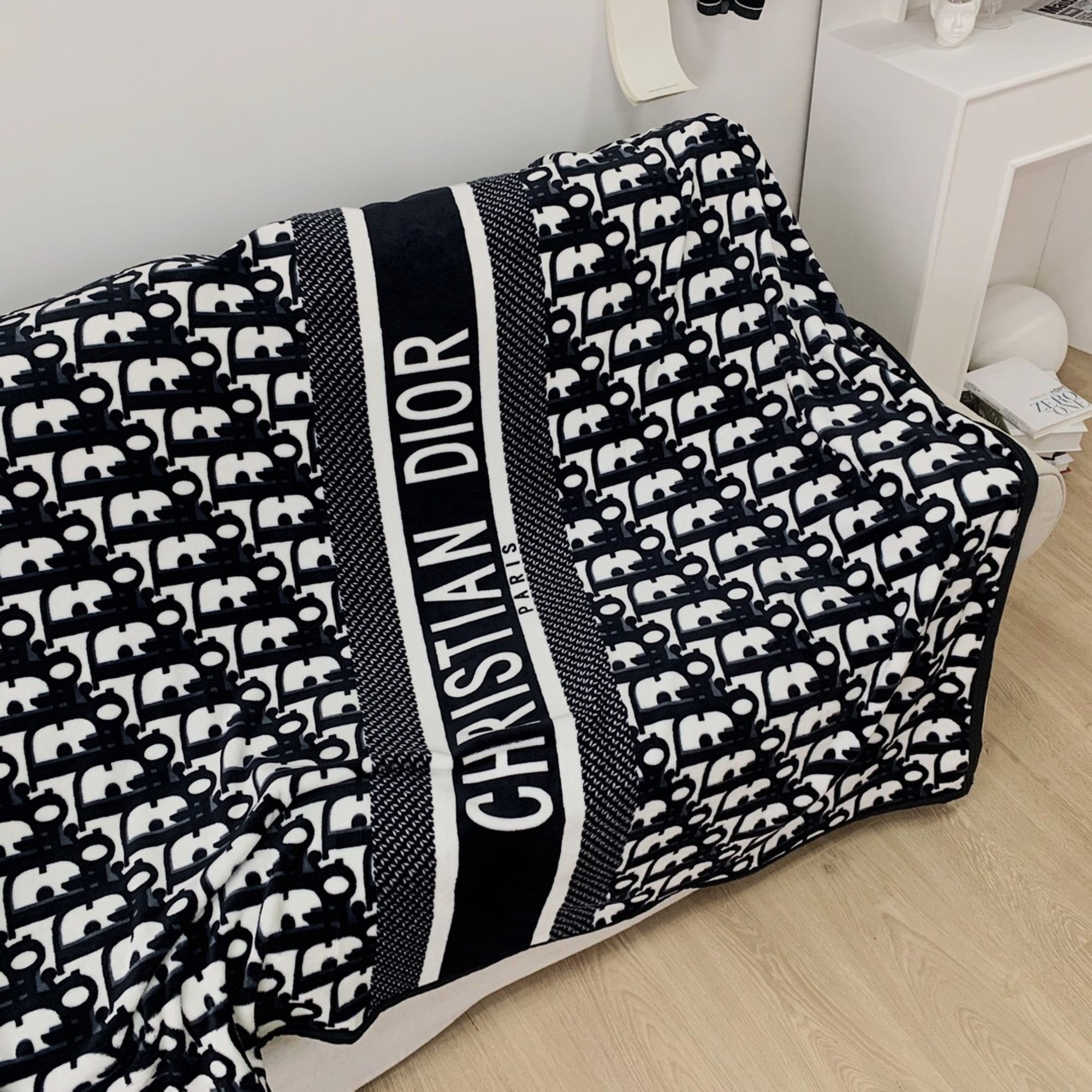 Gucci blanket etsy new arrivals