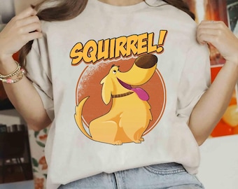 Disney Pixar Up schattige hond gegraven eekhoorn comfort kleuren shirt, Magic Kingdom Disneyland vakantie shirt, verjaardagscadeau volwassen kind peuter T-shirt