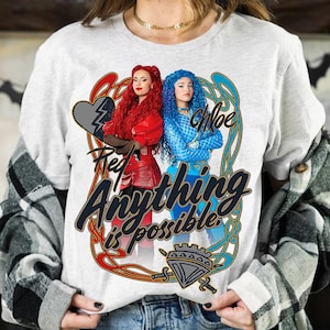 Disney Nachkommen Der Aufstieg des Roten Alles ist möglich Komfortfarben T-Shirt, Rot und Chloe Descendants 4 Magic Kingdom Disneyland Tee