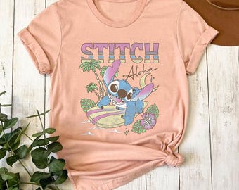 Camiseta Aloha Comfort Colors de Disney Stitch, camiseta de Stitch con surf tropical, Disney Summer Holiday, camiseta Aloha de Lilo & Stitch para vacaciones en la playa